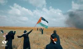 " الحق سلاحي" 
#شاهد فعاليات #مسيرة_العودة_الكبرى المشتمرة في شرق خانيونس جنوب قطاع غزة . 
#أنا_راجع