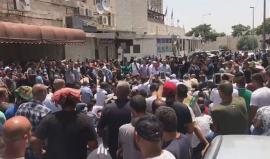 من الأقصى إلى الشام امة وحدة ما بتنهان..هتافات المصلين في شارع صلاح الدين.