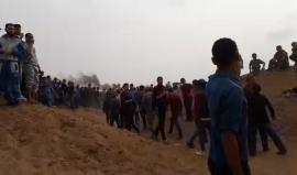 #مباشر تصاعد فعاليات الجمعة الرابعة من #مسيرة_العودة_الكبرى شرق البريج وسط قطاع غزة .

مراسلنا : احمد المقادمة