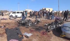 انفجار سيارة مفخخة وسط بلدة سوسيان بريف حلب الشرقي تسببت بمقتل 53 مدنياً وإصابة العشرات
(حلب اليوم)