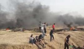 إشعال الإطارات المطاطية شرق غزة