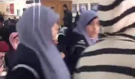 صورة الوضع على معبر رفح البري حتى اللحظة 12:30م

مغادرة حافلتين باتجاه الصالة المصرية من المعبر.
حافلة جوازات مصرية .
حافلة كشوفات داخلية "مرجع من عمل أمس ".

وصول حالتي وفاة وحالة مرضية فقط.
لم يصل أي مسافر عالق الى الصالة الفلسطينية من المعبر. 
تصوير مر