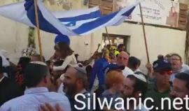 وزراء وأعضاء كنيست صهيوني يفتتحون كنيسا يهوديا ببلدة سلوان جنوب الأقصى