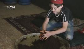 أصغر بائع عرق سوس في #سوريا من الغوطة الشرقية المحاصرة