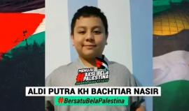 SERUAN AKSI BELA PALESTINA, JAKARTA, 17.12.17, OLEH BOCAH INDONESIA RUSYDI AL KHALIFAH
#شاهد طفل اندنونيسي يوجه دعوة للمشاركة غدا في مظاهرة مليونية نصرة للقدس وفلسطين في العاصمة جاكرتا. 
#القدس_عاصمة_فلسطين
