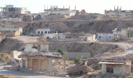 #شاهد معاناة سكان مدينة اللطامنة بريف حماة الشمالي من ظروف معيشية صعبة جراء القصف اليومي المكثف على المدينة، إذ افتقدت المدينة جراء هذا القصف لأبسط مقومات الحياة.
(وكالة قاسيون)