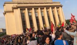 #مباشر مظاهرات لليوم الثاني في العاصمة الفرنسية باريس رفضا لمجازر الاحتلال في قطاع غزة ونقل السفارة الأمريكية للقدس