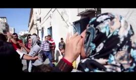 #شاهد
المواطن طارق فؤاد يوسف الميناوي (45 عاماً)، من سكان حي الشيخ رضوان شمال مدينة غزة، رٌزق بمولوده البكر بعد حرمان دام أكثر من 20 عاماً.
تصوير ومونتاجضياء المصري