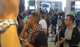 #فيديو طلبة فرنسيون يتعرضون لاجراءات منع من قبل سلطات بلادهم بسبب نيتهم التوجه الى فلسطين تضامنا معها