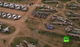 أكبر مقبرة طائرات حربية ..

تصوير جوي من قاعدة القوات الجوية الأمريكية في ديفيس-مونتن بولاية أريزونا