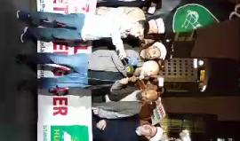 #شاهد #مباشر | للمرة الثانية خلال يومين .. 
مظاهرة صاخبة الآن أمام القنصلية الإسرائيلية في مدينة اسطنبول التركية، تضامنا مع المسجد الأقصى المبارك ورفضا للإجراءات الإسرائيلية