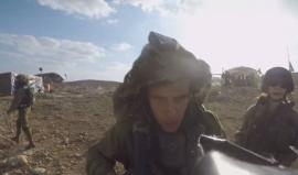 #شاهد| فيديو يوثق اعتداء قوات الاحتلال على الصحفيين الفلسطينيين خلال تغطيتهم اقتحام قرية في الأغوار !