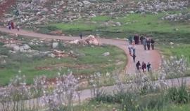 كيماوي الأسد ... يدفع أهالي خان شيخون للفرار من أرضهم