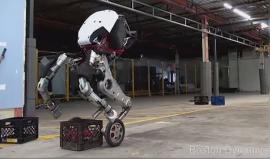#شاهد ماذا يفعل هذا الروبوت.. يستطيع القفز!