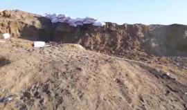 #مباشر 

الشبان يقومون بتجهيز سواتر ترابية شرق المحافظة الوسطى لحمايتهم من قناصة جيش الإحتلال. 

بث مراسلنا : أحمد المقادمة