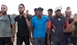 #شاهد
الشباب الثائر ينشدون الأناشيد الإسلامية بعد اقتحامهم للحدود شرق مخيم البريج