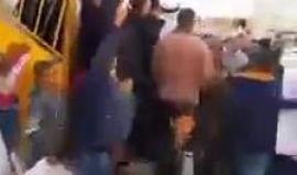 #شاهد وقفة من أمام منزل الشهيد محمد الفقية بمدينة الخليل للمطالبة بإسترداد جثامين الشهداء .