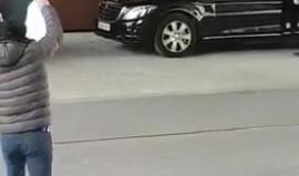 بسبب محتجين على سياسات #السعودية.. الجبير يدخل البرلمان الأوروبي من بابه الخلفي