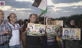 وقفة تضامنية مع اللأسير بلال كايد لأمام مستشفى برزلاي في عسقلان
تقرير: لما غوشة