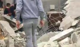 #شاهد المكان الذي تحصن فيه الشهيد أحمد نصر جرار في بلدة اليامون بجنين

 (تصوير: محمد عتيق)

#أحمد_نصر_جرار