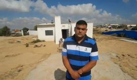 قوات الاحتلال تُجبر المواطن الفلسطيني "يوسف الزيادنة" سكان قرية أم نميلة بالنقب المحتل صباح اليوم على هدم منزله بيده

تصوير: Khaled Abu Kharma‎‏