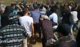 تصوير يوثق قنص الاحتلال للصحفي احمد ابو حسين شرق جباليا شمالي قطاع غزة والذي وصفت حالته بالخطيرة