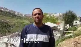 #شاهد قوات الاحتلال تجبر مواطنا على هدم منزله يبده في جبل المكبر بالقدس المحتلة .
