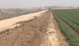 #فيديو جيش الاحتلال ينشر فيديو للسلك الشائك الذي وضعه على حدود قطاع غزة