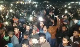 #مباشر دحية شعبية من التراث الفلسطيني في مخيم العودة على الحدود الشرقية لخانيونس جنوب قطاع غزة ضمن الفعاليات المستمرة لـ #مسيرة_العودة_الكبرى .

تصوير عبد الرحمن الكحلوت