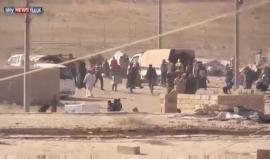 #شاهد نزوح مئات العائلات إلى الحدود السورية العراقية جراء المعارك في الموصل