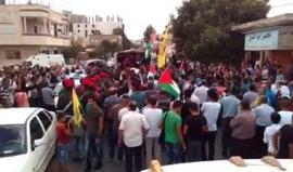 جانب من تشييع جثمان الشهيد الأسير ياسر حمدوني في بلدة يعبد بجنين 

يشار الى أنه ارتقى قبل أيام بسبب الاهمال الطبي في سجون الاحتلال