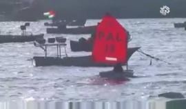 شاهد الطفلة الفلسطينية مريم 11 عاما من غزة تمارس رياضة ركوب القوارب الشراعية