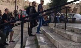 قوات الاحتلال تعتقل شابين فلسطينيين من باب العامود بالقدس المحتلة
(اعلام القدس)