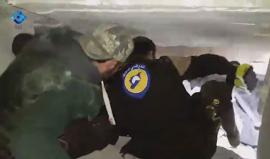 #شاهد | نحو 60 شهيدا وعشرات الجرحى اثر قصف طائرات حربية لمسجد خلال أداء صلاة العشاء في بلدة "الجينة" بريف حلب الغربي المحاذية لمحافظة إدلب