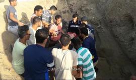 #فيديو| لحظة الشهيد الطفل زكريا بشبش (13 عاماً) الذي استشهد متأثرا بجراحه التي أصيب بها برصاص جيش الاحتلال شرق مخيم البريج وسط قطاع #غزة قبل أيام 
تصوير | سامي مصران