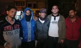 #شاهد وحدة الكوشوك شرق خانيونس تبدا بجمع عدد من الاطارات ... 
تصوير عبد الرحمن الكحلوت