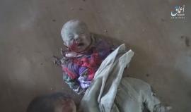 "وكالة أعماق" تبث صور صادمة لضحايا القصف الأمريكي على مأوى للناوحين في حي الفتح بمدينة #الموصل

(يحتوي على مشاهد قاسية)