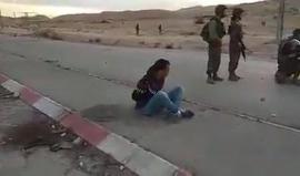 قوات الاحتلال تعتقل مواطن وهو يقود مركبة متوجه الى مدينة اريحا خلال المواجهات المندلعة على مدخلها الجنوبي