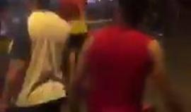 فيديو - قتلى وجرحى بتفجير سيارة مفخخة في منطقة الكرادة وسط بغداد ليلا