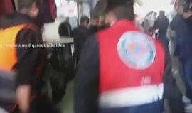 #فيديو اصابات جراء رش الاحتلال "غاز الفلفل" على الفلسطينيين في شارع الواد بمدينة القدس المحتلة

تصوير:محمد قاروط ادكيدك