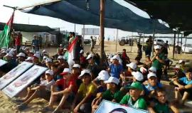 مباشر من فعاليات مخيمات #راجع_لبلادي الصيفية من مخيم العودة شرق جباليا _ شمال غزة / شرق معسكر جباليا .
بث/ أنس جمال الشريف.