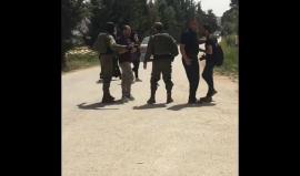 #فيديو قوات الاحتلال تعتدي بالضرب المبرح على الصحافيين: مصعب شاور، وساري جرادات، ومحمد حلايقة خلال تغطية أحداث جامعة العروب بالخليل