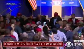 #شاهد إجلاء ترامب من على منصة خلال تجمع في رينو بولاية نيفـادا إثر انذار كاذب بوجود رجل مسلح