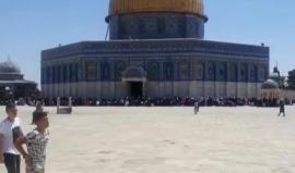 تكبيرات العيد من عاصمة فلسطين عقب انتهاء صلاة الجمعة .