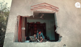 الطالب يحيى السقا من غزة يزيح ركام منزله المدمر ليتفوق في الثانوية العامة