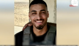 والدة القناص "الإسرائيلي": لا أثق بالجيش ولا بالحكومة!