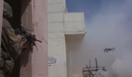 سلاح جديد يرافق جنود الاحتلال في عملياتهم على الأرض.. كشف إسرائيلي عن استخدامه في العدوان الأخير على غزة لحل "مصيبة الصواريخ المعقدة"، فهل نجح؟