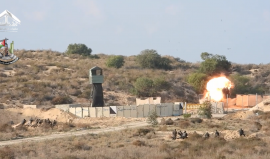 مشاهد جديدة من مناورات "الركن الشديد" التي نفذتها الغرفة المشتركة لفصائل المقاومة الفلسطينية في قطاع غزة