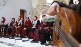 مشاعل الفن.. فتيات يبدعن بإحياء الأغاني التراثية في مدينة غزة