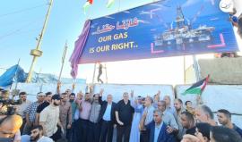 افتتاح جدارية "غازنا حقنا" في ميناء غزة بالتزامن مع إزاحة الستار عن حجر الأساس لتدشين الممر المائي